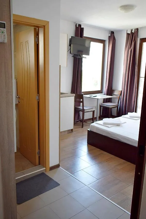 בורגאס Flora Beach Apartaments בולגריה