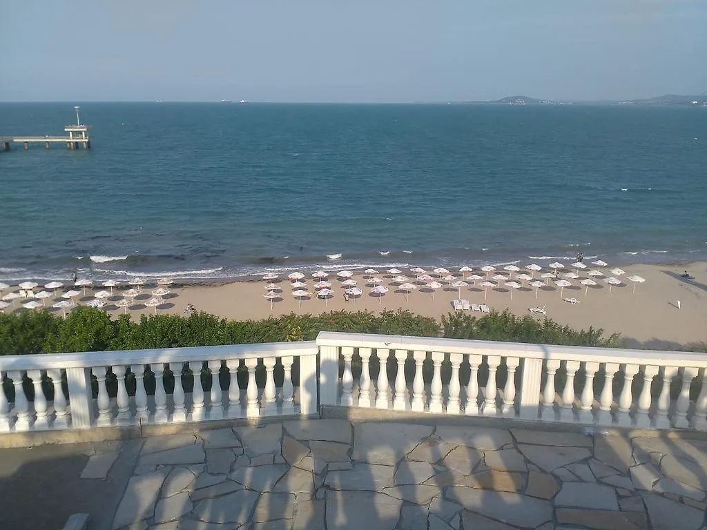 בורגאס Flora Beach Apartaments בולגריה